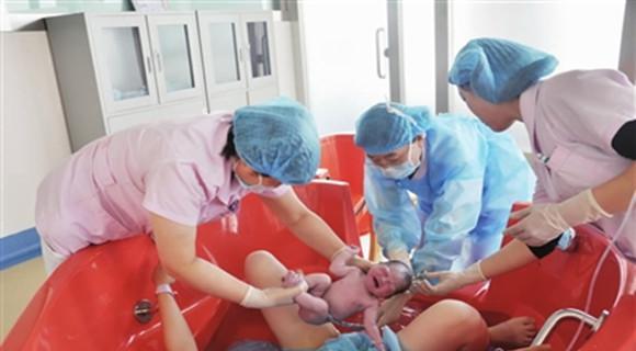 去美国做试管婴儿费用及流程全