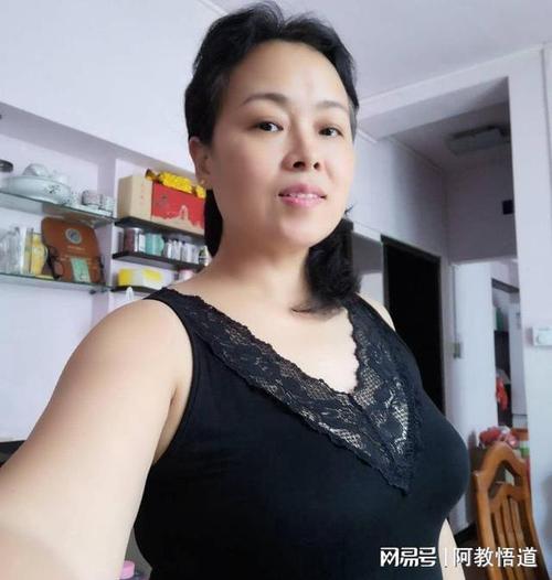 试管婴儿和人工授精有何区别 试管和人工授精一样吗 试管婴儿和人工授精有何区别 试管和人工授精一样吗