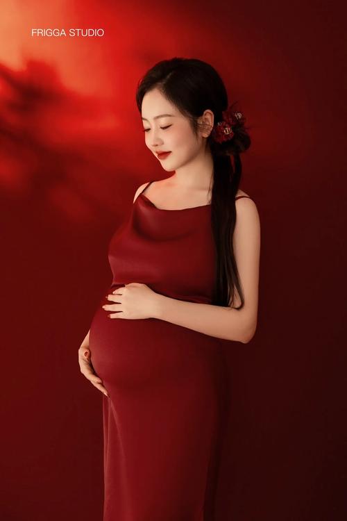 健身器材上做np