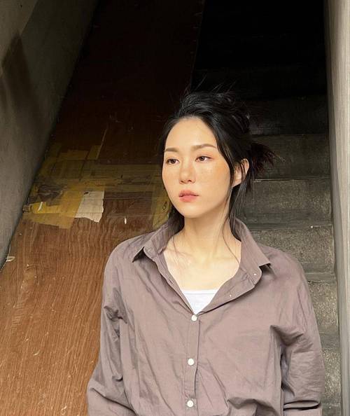 黎姿试管婴儿生下双胞胎遭追捧