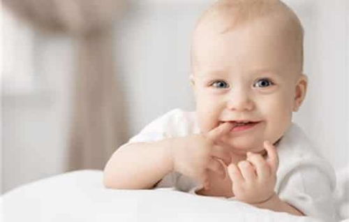 吁建立试管婴儿成长跟踪档案 关注健康缺陷