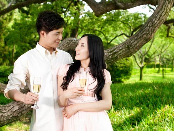 扁桃体发炎发烧吃啥药