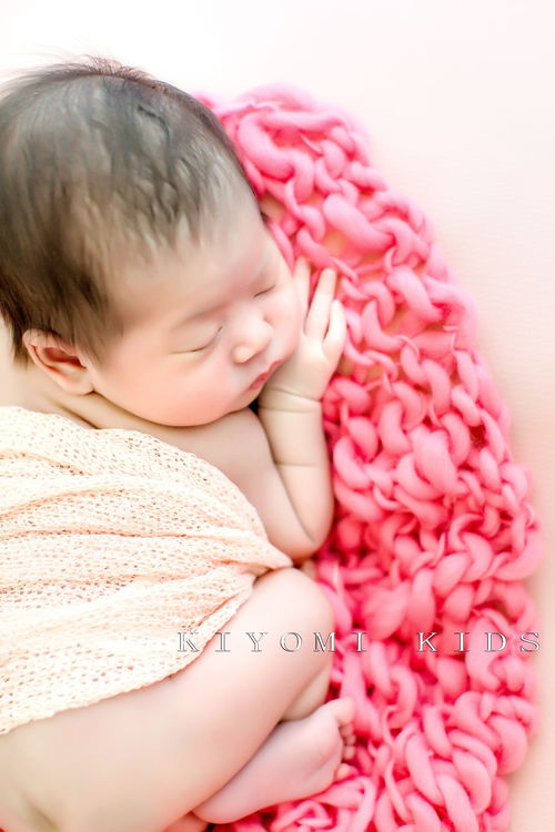 扒掉马甲后的我你高攀不起 扒掉马甲后的我你高攀不起