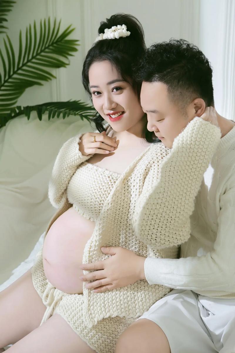 宝宝几个月可以去婴儿游泳馆游泳 宝宝几个月可以去婴儿游泳馆游泳
