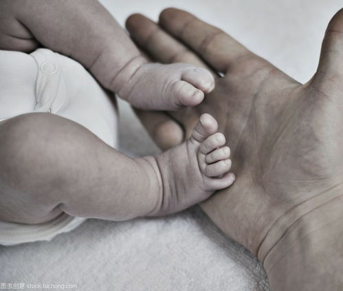 菜刀切到手指甲盖怎么处理 菜刀切到指甲