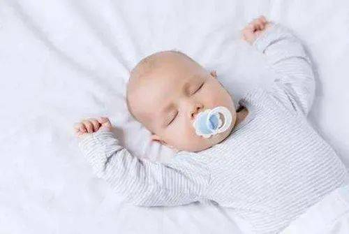 8个月大的宝宝夜间咳嗽厉害怎么办